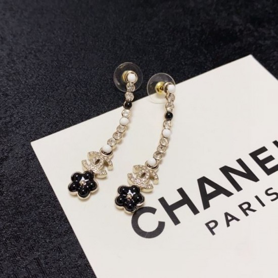 CHANEL This summer stock clearance sale 2024SS earrings CHANEL This summer stock clearance sale 2024SS earrings