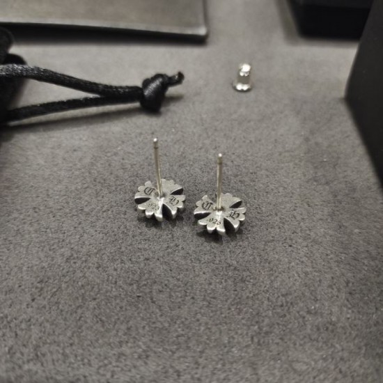 New addition 2024SS earrings CHROME HEARTS New addition 2024SS earrings CHROME HEARTS
