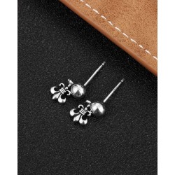 Magazine publication 2024SS earrings CHROME HEARTS