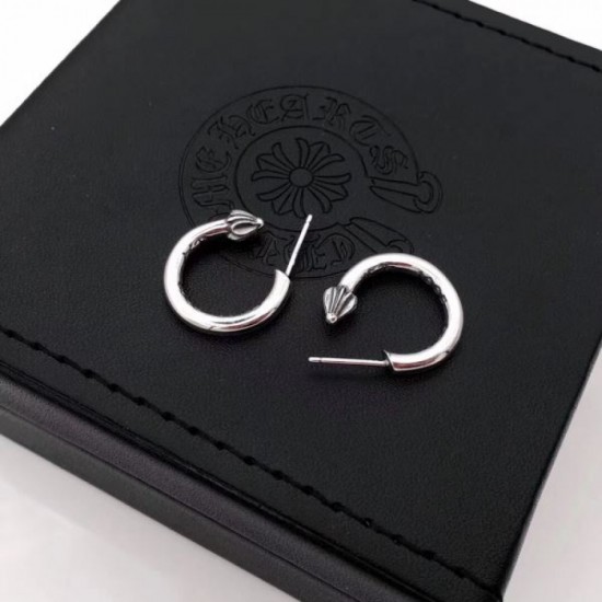 This season's popular 2024SS earrings CHROME HEARTS This season's popular 2024SS earrings CHROME HEARTS