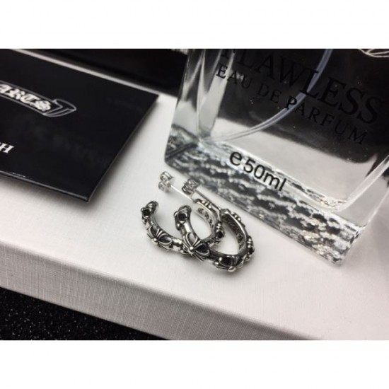 CHROME HEARTS 2024SS earrings with nice logo CHROME HEARTS 2024SS earrings with nice logo