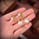 Gift to give 2024SS earrings DIOR Dior Gift to give 2024SS earrings DIOR Dior