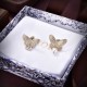 This spring's new item 2024SS earrings DIOR that attracts attention This spring's new item 2024SS earrings DIOR that attracts attention