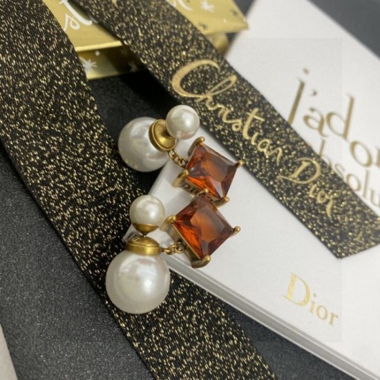 A must-see for fans 2024SS new spring/summer earrings DIOR Dior A must-see for fans 2024SS new spring/summer earrings DIOR Dior