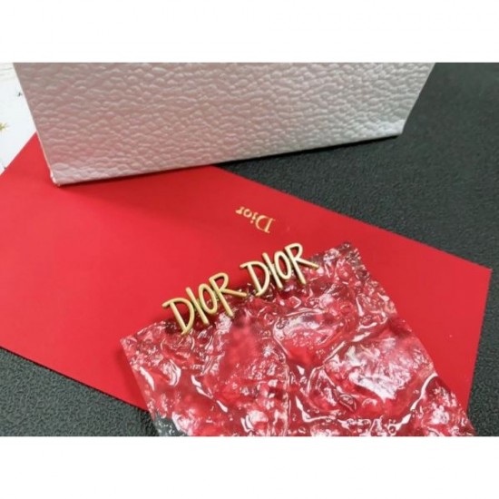 Must-have item new arrival 2024SS earrings DIOR Dior Must-have item new arrival 2024SS earrings DIOR Dior