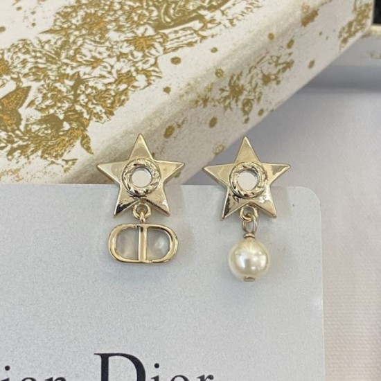 A must-see for fans 2024SS new spring/summer earrings DIOR Dior A must-see for fans 2024SS new spring/summer earrings DIOR Dior