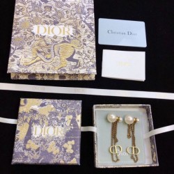 Absolutely cute recommended 2024SS earrings DIOR Dior