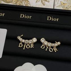 2024SS earrings DIOR that many adults buy