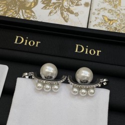 Summer color not available in Japan 2024SS earrings DIOR Dior