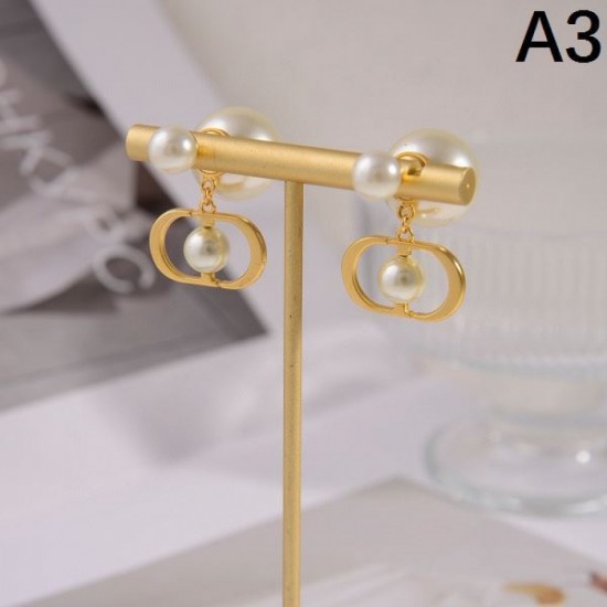 Fashionable people love it! 2024SS Earrings DIOR Dior Fashionable people love it! 2024SS Earrings DIOR Dior