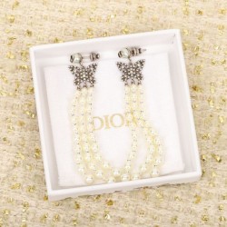 Transform into a beautiful outfit 2024SS earrings DIOR