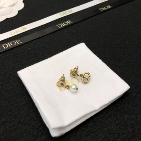 2024SS DIOR Dior earrings A must-have summer item