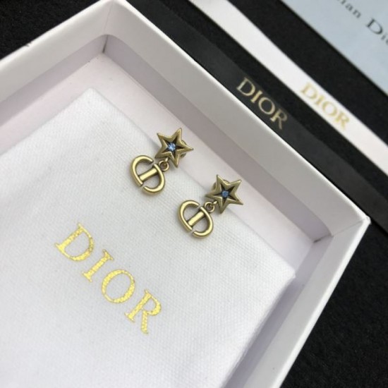 2024SS DIOR Dior earrings New arrivals to improve your fashion level 2024SS DIOR Dior earrings New arrivals to improve your fashion level