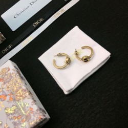 2024SS DIOR Dior earrings will be very useful in the coming season