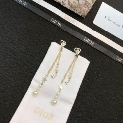 2024SS DIOR Dior earrings Popular item for spring/summer