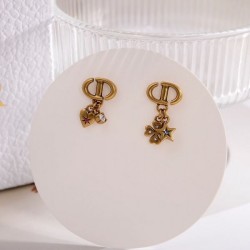 2024SS DIOR Dior earrings New arrival that is sure to be a hit