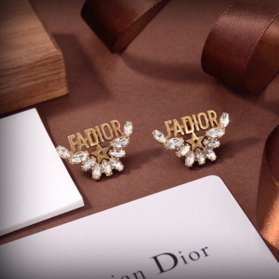 2024SS DIOR Dior earrings New summer must-have brand 2024SS DIOR Dior earrings New summer must-have brand