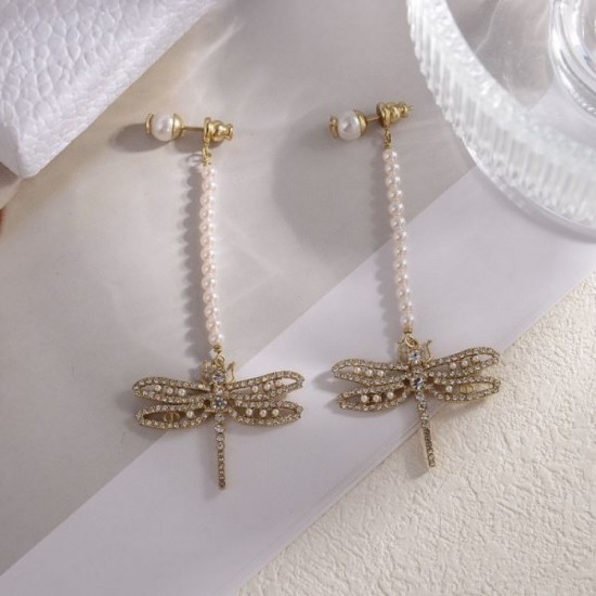 2024SS DIOR Dior earrings Used by highly sensitive celebrities 2024SS DIOR Dior earrings Used by highly sensitive celebrities
