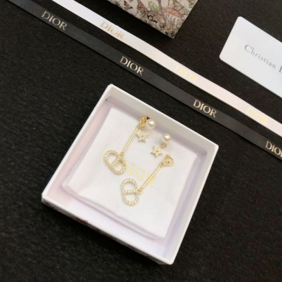 2024SS DIOR Dior earrings you want to keep this summer 2024SS DIOR Dior earrings you want to keep this summer