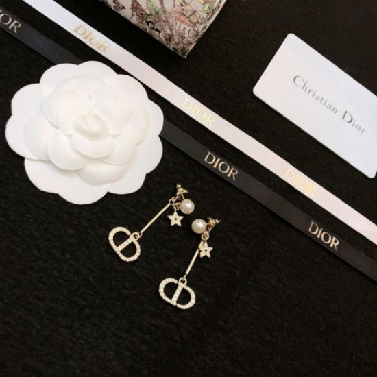 2024SS DIOR Dior earrings you want to keep this summer 2024SS DIOR Dior earrings you want to keep this summer
