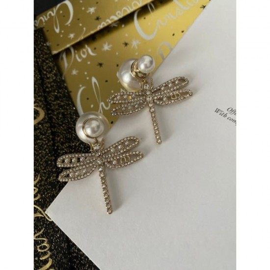 2024SS DIOR Dior earrings The latest brand new products are hot 2024SS DIOR Dior earrings The latest brand new products are hot