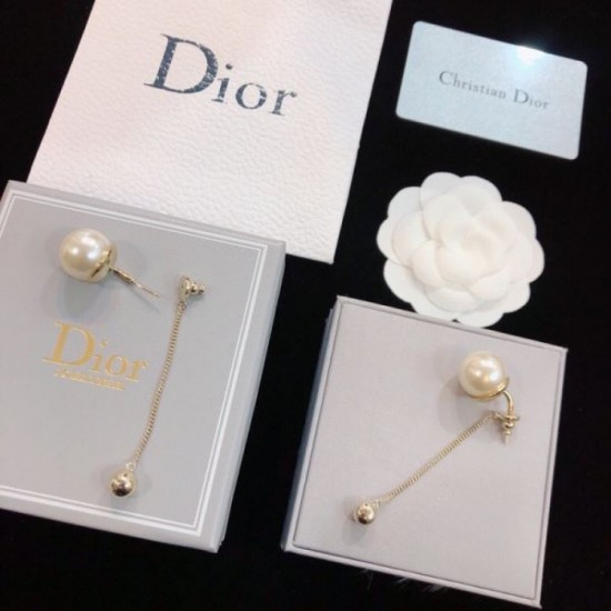 DIOR [Cheap] Luxury Goods Mail Order 2024SS Earrings