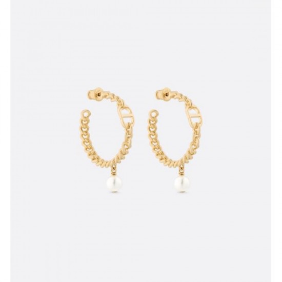 DIOR Dior has a high approval rating overseas! 2024SS earrings DIOR Dior has a high approval rating overseas! 2024SS earrings