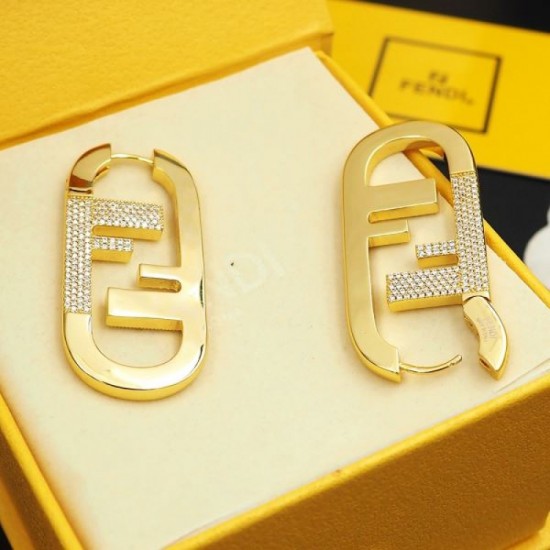 2024SS earrings FENDI perfect for summer outings 2024SS earrings FENDI perfect for summer outings