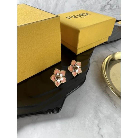 2024SS FENDI Fenday earrings New summer items that will make you fall in love with them one after another 2024SS FENDI Fenday earrings New summer items that will make you fall in love with them one after another