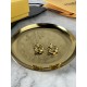 2024SS FENDI FENDI earrings New summer item that will be loved by many users 2024SS FENDI FENDI earrings New summer item that will be loved by many users