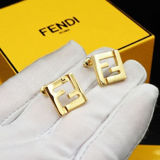 FENDI Impressive design 2024SS earrings FENDI Impressive design 2024SS earrings