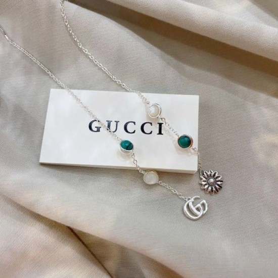 Essential items for spring 2024SS earrings GUCCI Gucci Essential items for spring 2024SS earrings GUCCI Gucci