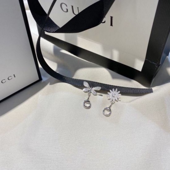 The perfect color for early spring 2024SS earrings GUCCI Gucci The perfect color for early spring 2024SS earrings GUCCI Gucci