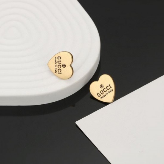 2024SS GUCCI Gucci earrings with a sexy style 2024SS GUCCI Gucci earrings with a sexy style
