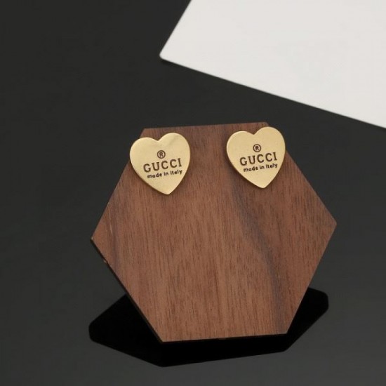 2024SS GUCCI Gucci earrings with a sexy style 2024SS GUCCI Gucci earrings with a sexy style