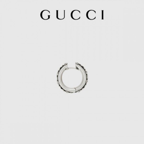 2024SS GUCCI Gucci earrings You can see a glimpse from the tops 2024SS GUCCI Gucci earrings You can see a glimpse from the tops