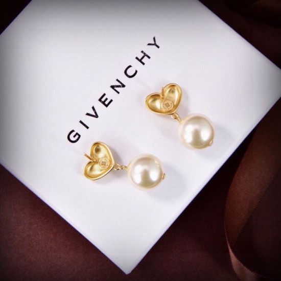 2024SS GIVENCHY Givenchy earrings as a Christmas gift 2024SS GIVENCHY Givenchy earrings as a Christmas gift