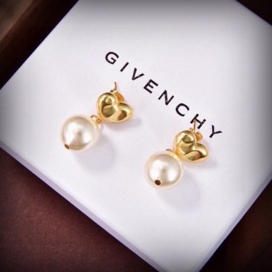 2024SS GIVENCHY Givenchy earrings as a Christmas gift 2024SS GIVENCHY Givenchy earrings as a Christmas gift