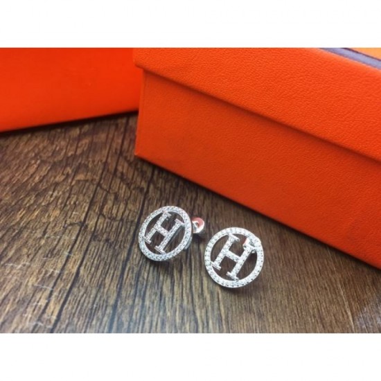 HERMES Latest spring/summer trends 2024SS earrings HERMES Latest spring/summer trends 2024SS earrings