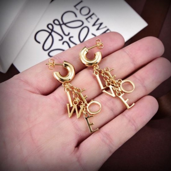 VIP customer sale for one spring item only 2024SS earrings LOEWE VIP customer sale for one spring item only 2024SS earrings LOEWE