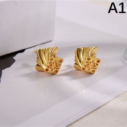 Popular and hugely popular! 2024SS earrings LOEWE