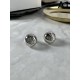 LOEWE 2024SS earrings that are useful every season LOEWE 2024SS earrings that are useful every season