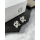 LOEWE Conspicuous fresh popular new 2024SS earrings LOEWE Conspicuous fresh popular new 2024SS earrings