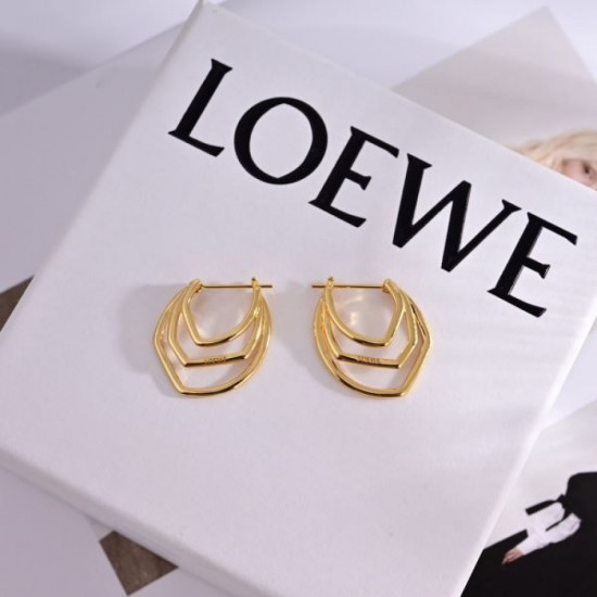 LOEWE Spring/Summer Trend Ahead 2024SS Earrings LOEWE Spring/Summer Trend Ahead 2024SS Earrings