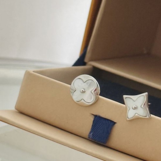 Spring/summer limited standard 2024SS earrings LOUIS VUITTON Louis Vuitton Spring/summer limited standard 2024SS earrings LOUIS VUITTON Louis Vuitton