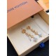 Refined design 2024SS earrings LOUIS VUITTON Louis Vuitton Refined design 2024SS earrings LOUIS VUITTON Louis Vuitton