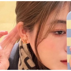 Attractive beauty item 2024SS earrings LOUIS VUITTON Louis Vuitton