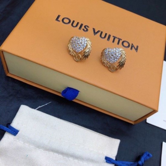 Trendy Item 2024SS Earrings LOUIS VUITTON Louis Vuitton Trendy Item 2024SS Earrings LOUIS VUITTON Louis Vuitton