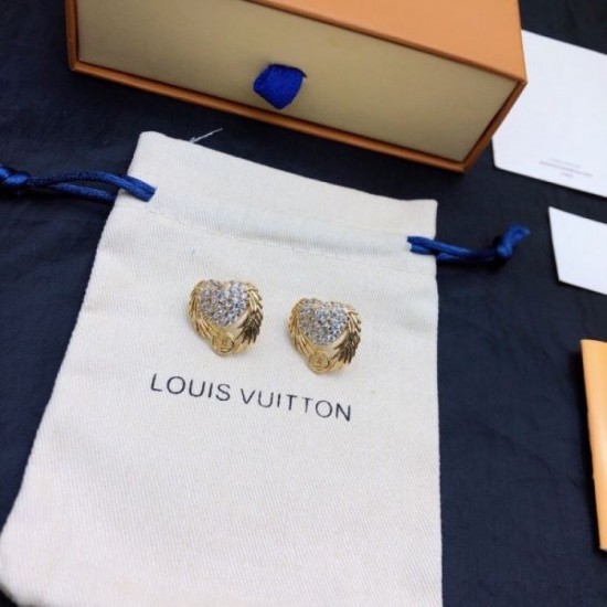 Trendy Item 2024SS Earrings LOUIS VUITTON Louis Vuitton Trendy Item 2024SS Earrings LOUIS VUITTON Louis Vuitton