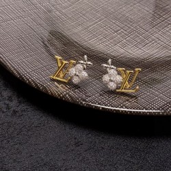 Standard popular item 2024SS earrings LOUIS VUITTON Louis Vuitton